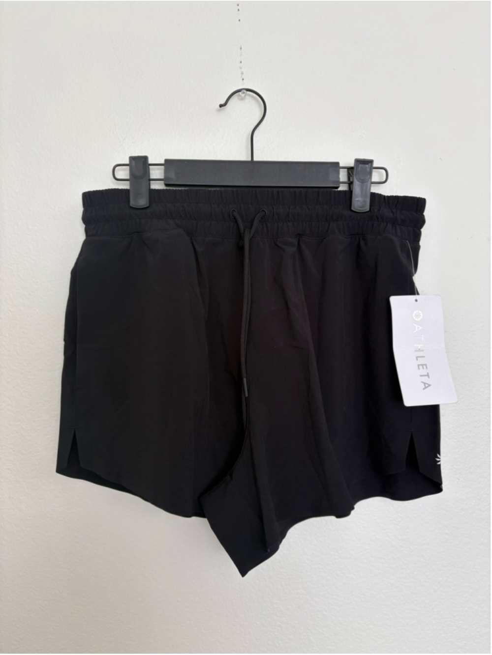 Athleta Crossroads Athletic Shorts Black Size Small